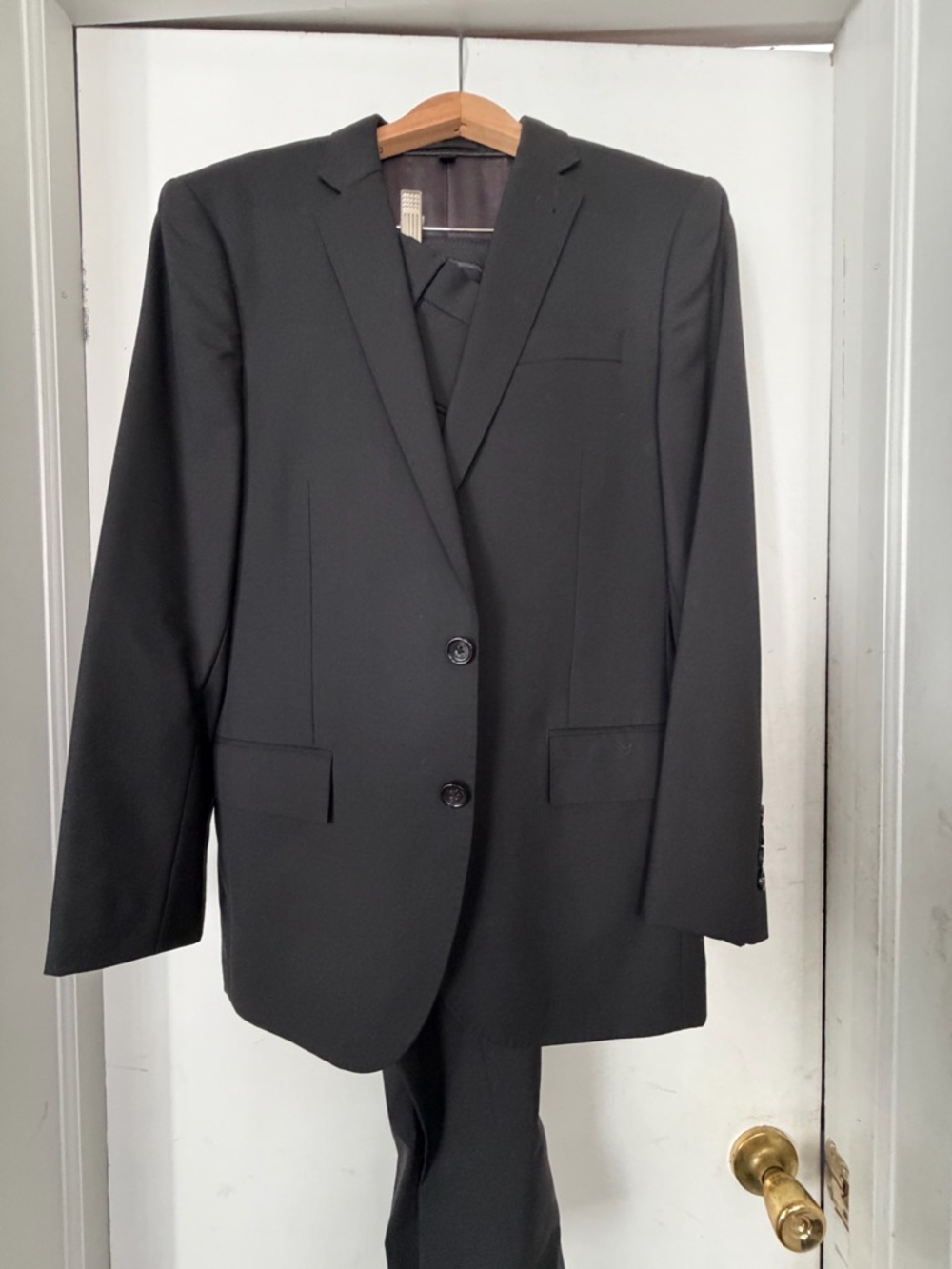 Men's Black JCrew Ludlow Two-Button Suit Jacket and Pants (38/31)